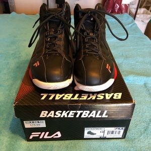 Men’s 13 Fila Basketball Shoes (worn once)